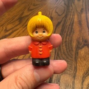 Fisher-Price Little People Girl Figure 1976 Ages 1-4 Years 1-2 3-4 Years